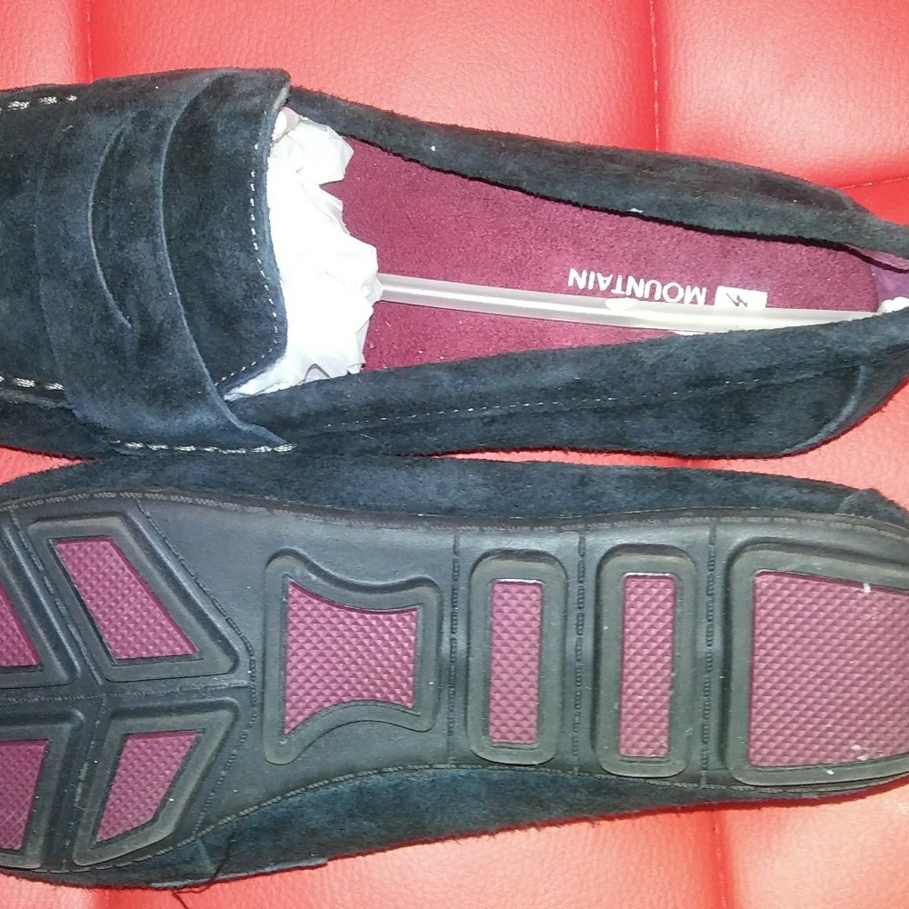 Leather shoes